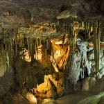 מערות באלבניה