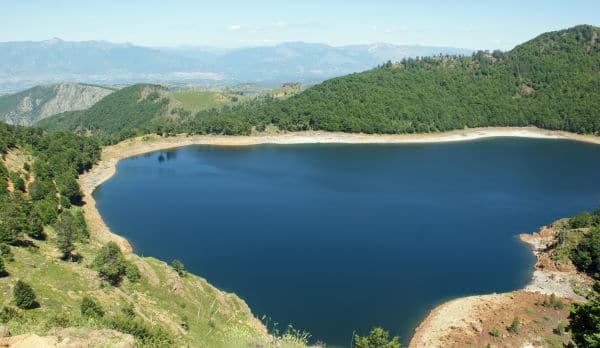 האגם השחור של Bulqiza