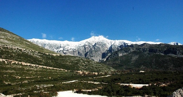 נוף חורפי במעבר ההרים Llogara אלבניה